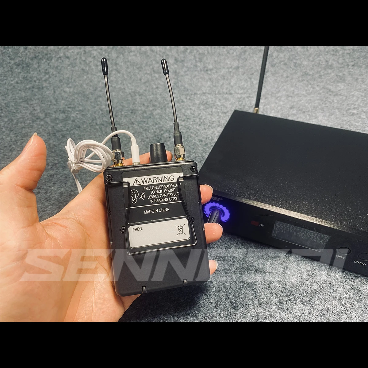 High Quality！PSM380 Stereo Wireless UHF In-Ear Audio Monitoring System，Available In Multiple Bands For Stage,Concert And Speech