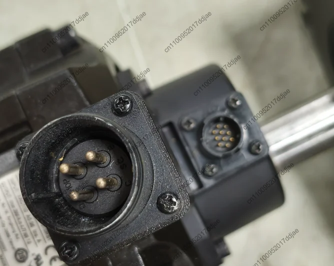 Ecm-b3m-e21310rs1 servo motor with keyway, ip65 protection, beautiful appearance and normal function