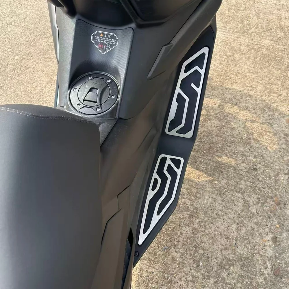 【Perfect fit】Stainless steel foot pedals for ZONTES 150X retrofit - anti-slip, wear-resistant, and non-destructive mounting.