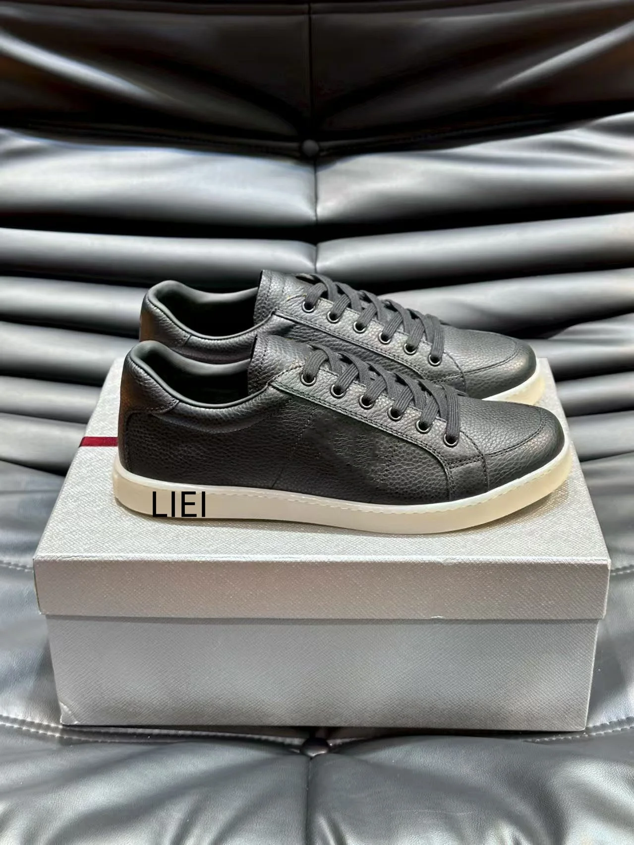 

Fashion Man's Women Casual Sneakers Spring New Luxury Chunky Running Shoes Trend Tenis Sports Fitness Shoes Zapatos Hombre 33