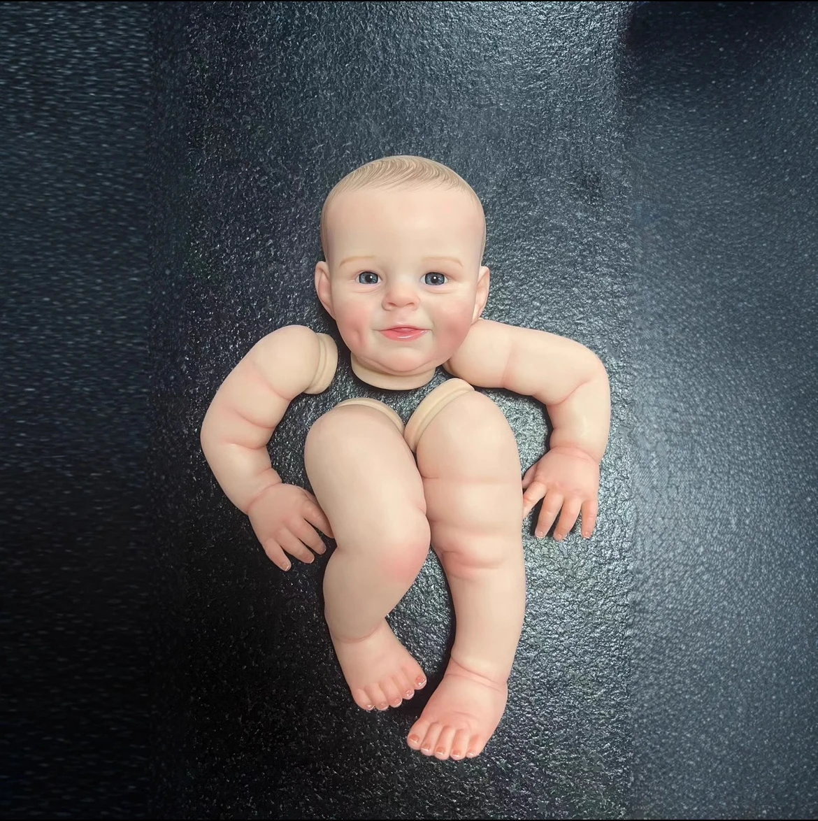 

22-дюймовая кукла реборн Шая — окрашенные виниловые конечности, корпус из мягкой ткани, без тканей, волосы ручной росписи, своими руками