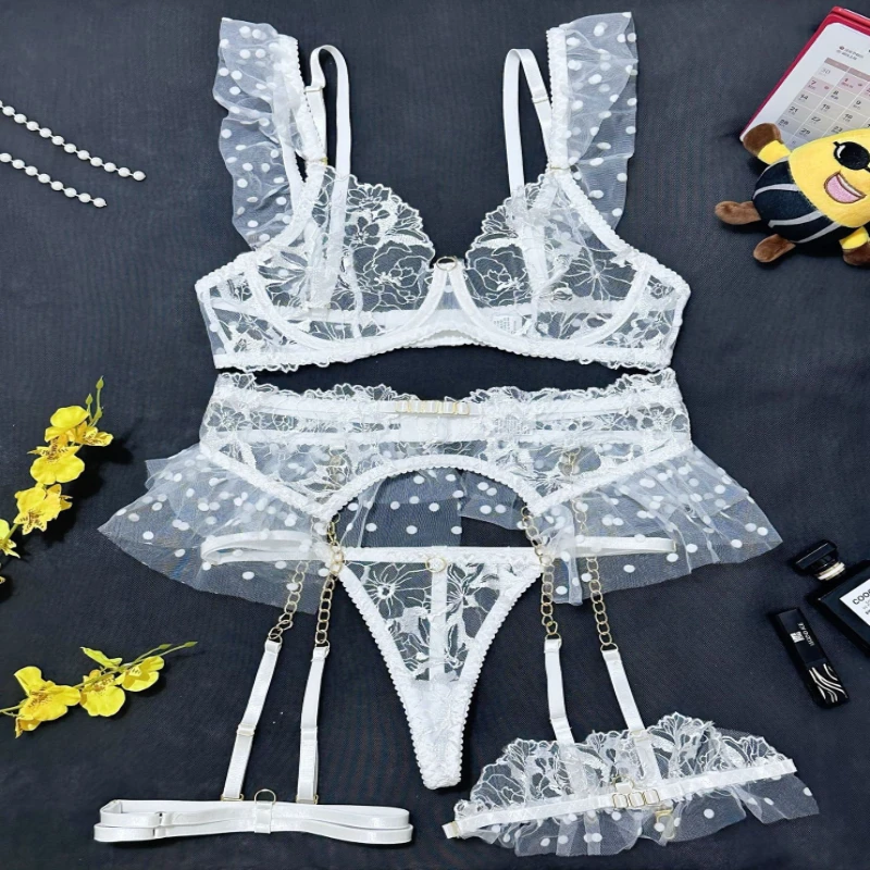 

Bikini Complex Craft Metal Chain Lace Embroidery Sexy Lingerie Four-Piece Set
