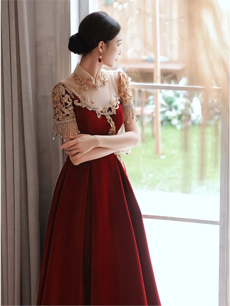 

New Chinese-style velvet toasting knot simple and elegant dress for ladies