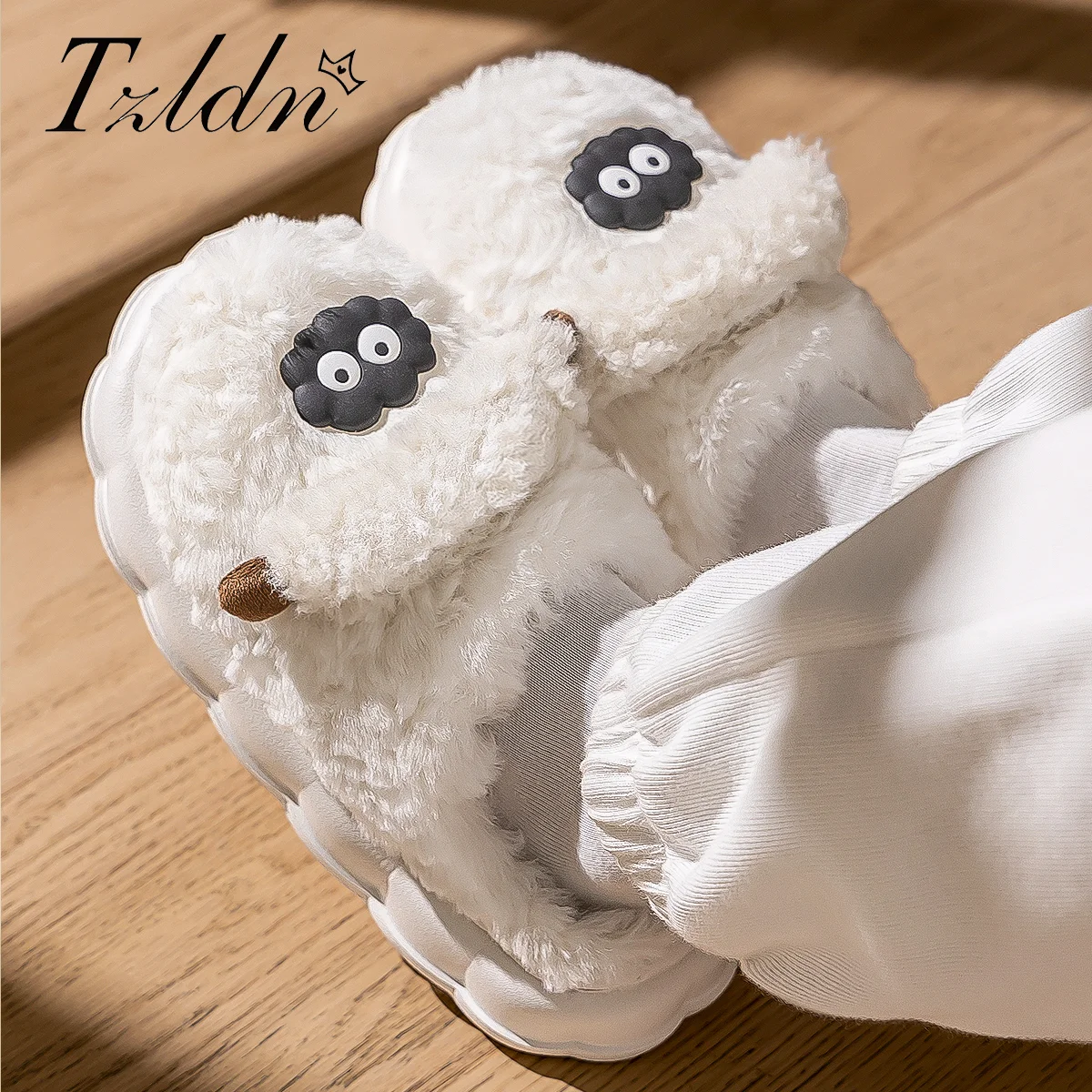 TZLDN Women's Winter Warm Cartoon Sheep Slippers Closed Toe Non Slip Furry House Shoes Women Indoor Bedroom Plush Slippers