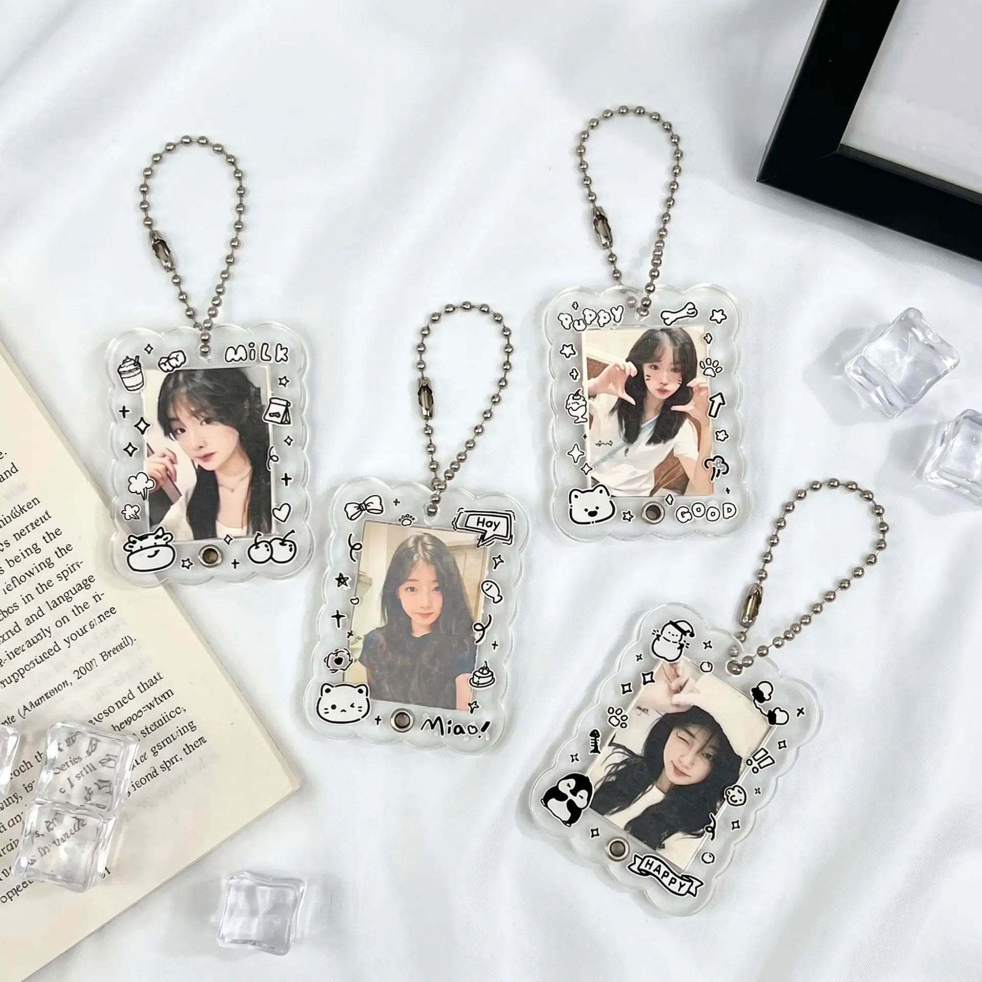 Cartoon Transparent Photo Frame Keychain For 1 Inch Photo Kpop Idol Card Case Id Card Acrylic Slide Storage Card Bag Pendant