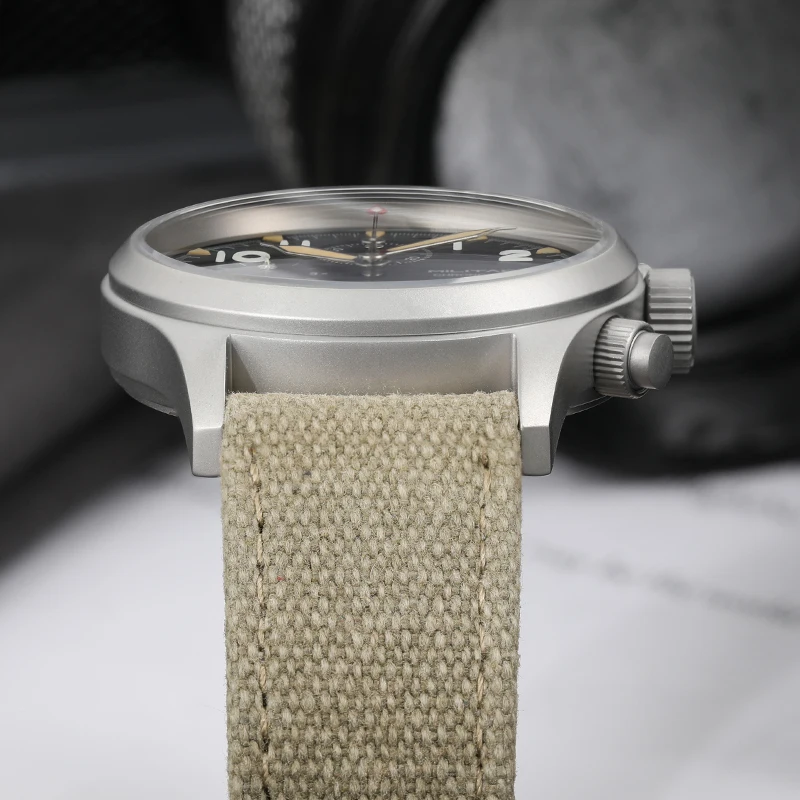 Militado ML1868KF Retro VK67 Quarz-Chronographenuhr, Edelstahlgehäuse, 3 Zifferblätter, wasserdicht, 100 m, Multifunktions-Militäruhr – Detail 10
