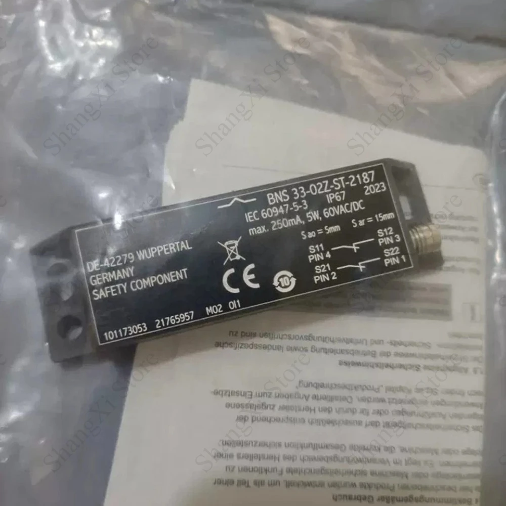 1PC Brand New BNS 33-02Z-ST-2187 Safety Sensor BNS3302ZST2187 Fast Shipping