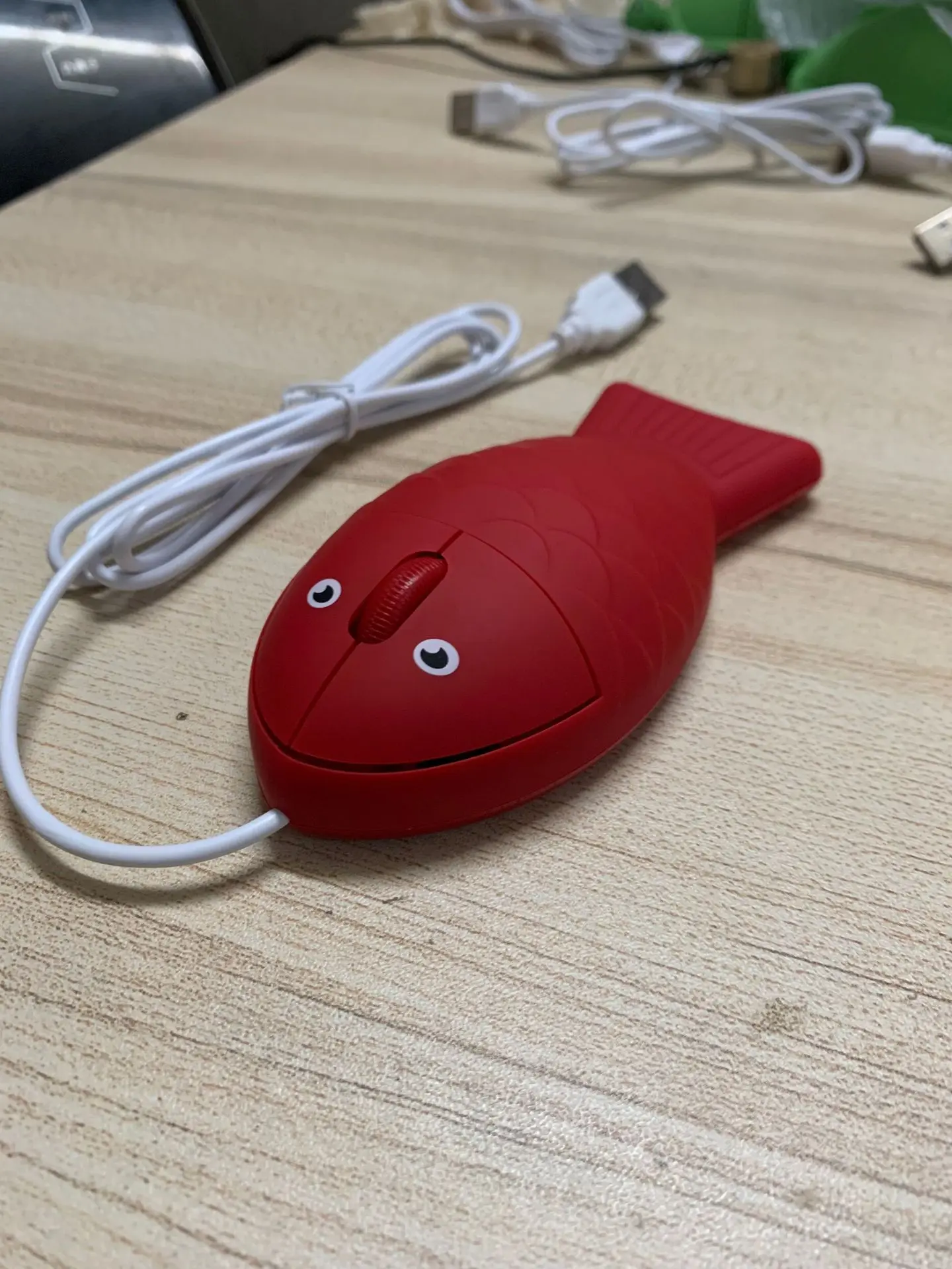 Cute Red Fish Wired Mouse, Creative Toy Computer Mouse, Fun Gift for Kids and Teens, Plug and Play for School and Office