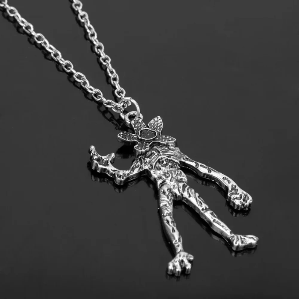 Movie New Stranger Necklace Demodog Demogorgon Monster Alloy Pendant Necklace Cosplay Jewelry Prop for Men Women Gifts