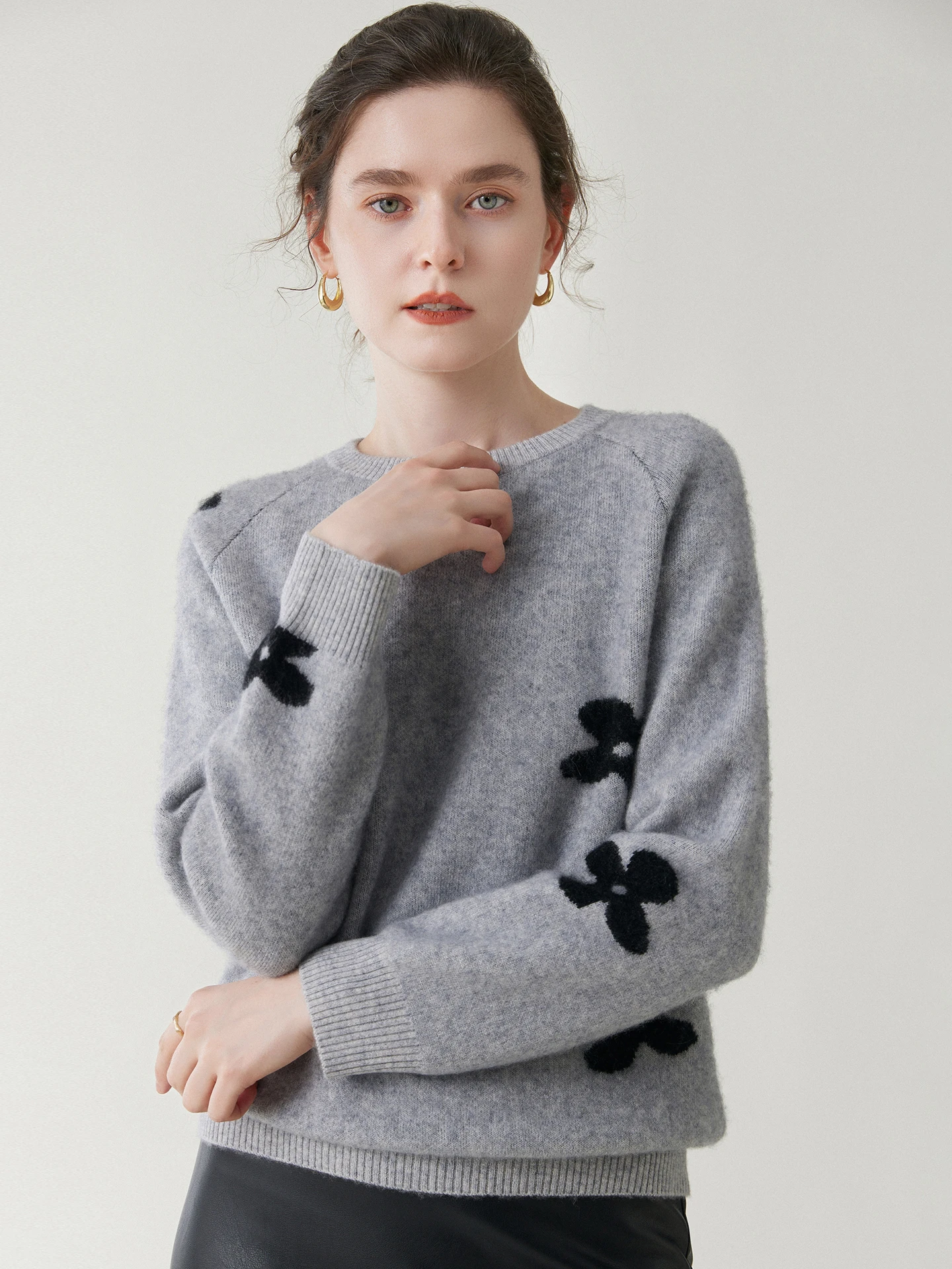 Autumn Winter New O-neck Cashmere Pullover Sweater Women Loose Thickened Versatile Jacquard Fashion Knitted Coat Elegant Gentle