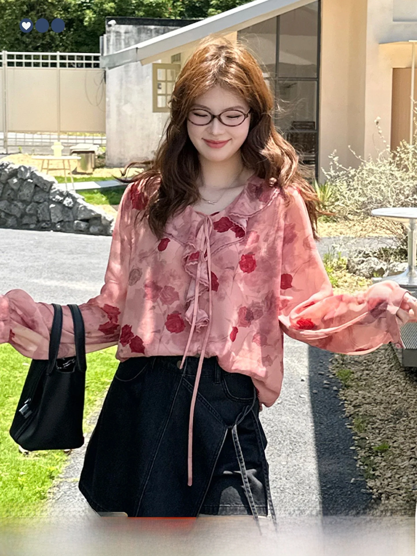 

Женская шифоновая блузка с цветочным принтом, свободного кроя, с V-образным вырезом, длинными рукавами, дышащая, комфортная, больших размеров, в гонконгском стиле, с кружевным подолом в стиле ретро