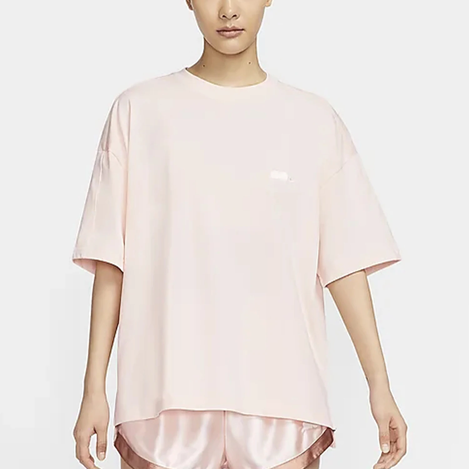 

Официальная женская дышащая свободная простая футболка Nike NAOMI OSAKA FV0942-838