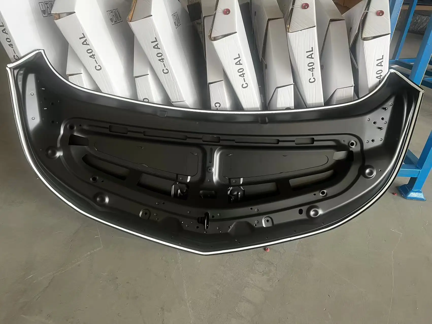 المصنع مباشرة توريد أجزاء جسم السيارة غطاء محرك غطاء الصلب لBolt EV