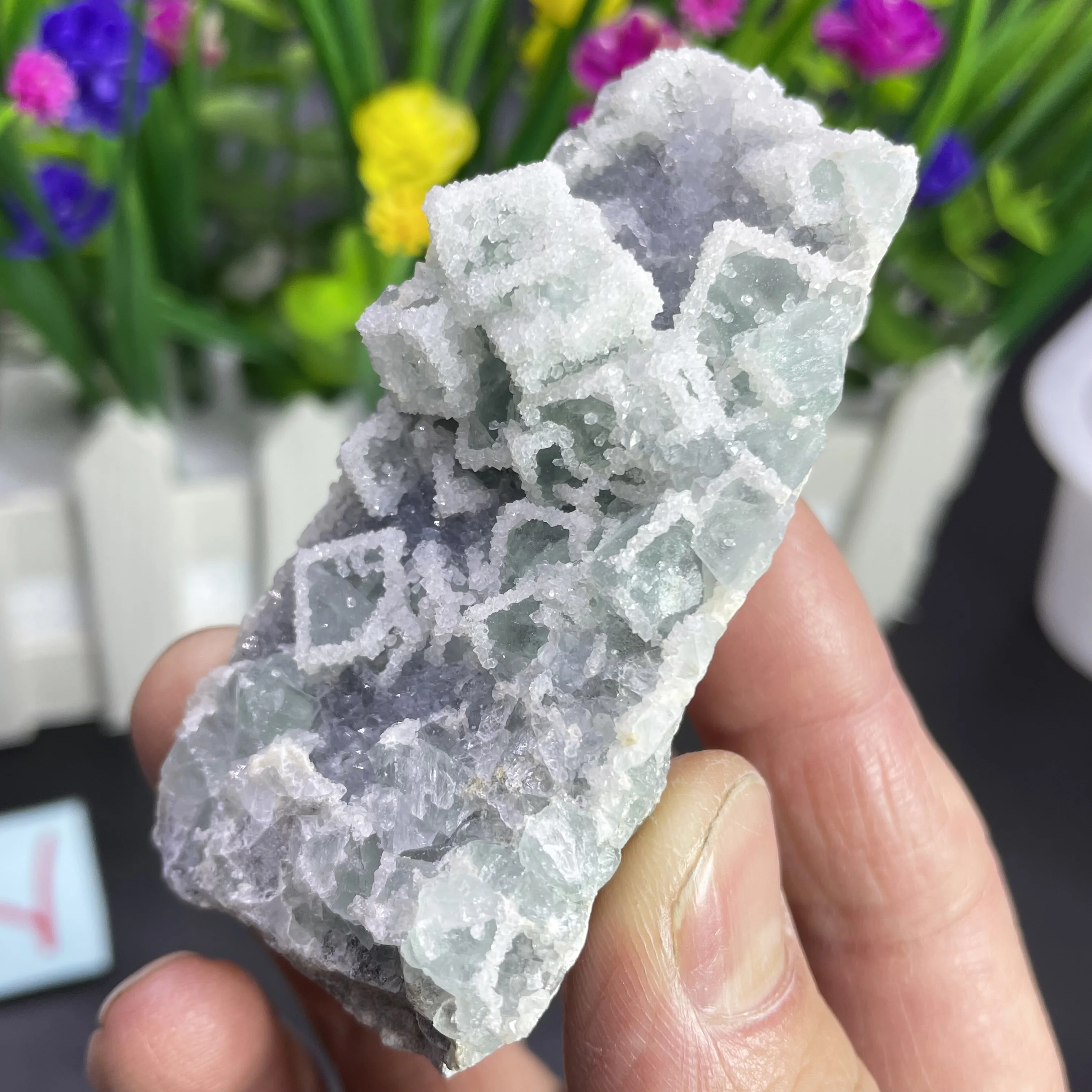 Natural Chinese Fujian Green Shiny Sugar Fluorite Specimen Ore With Crystal Quartz Druse Paragenesis Healing Stone Home Decor