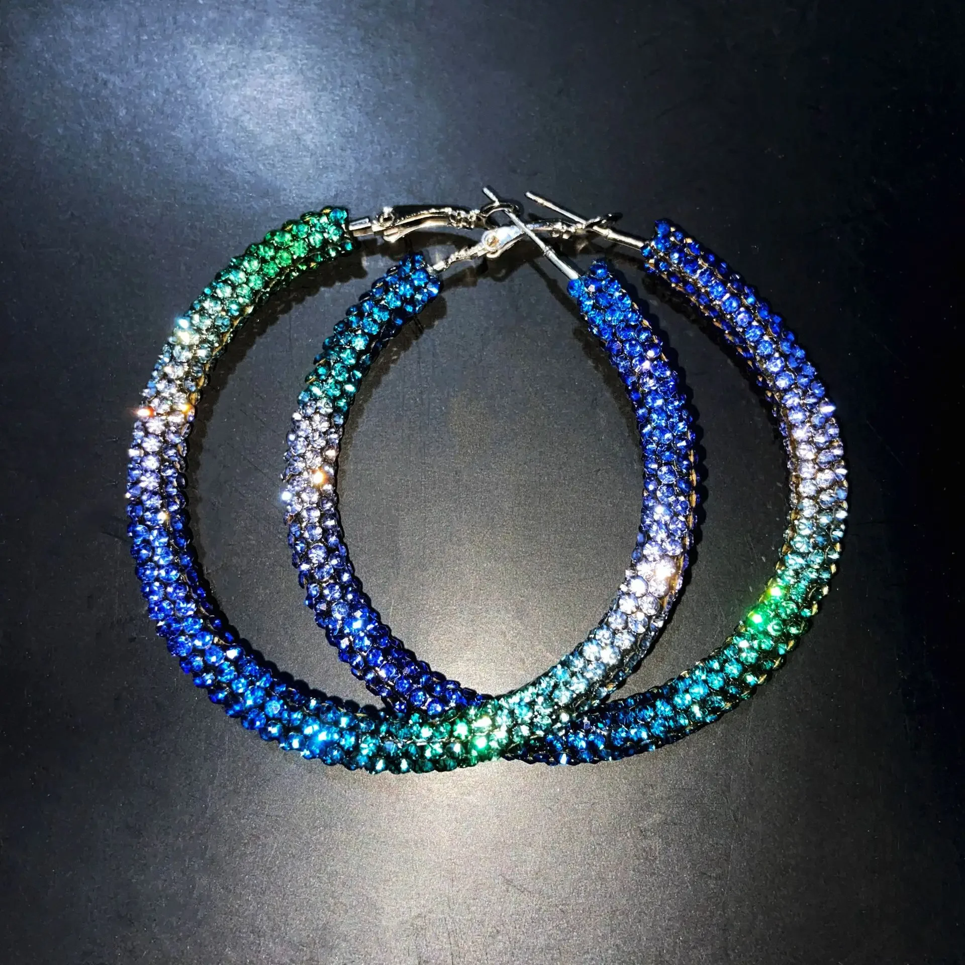 Y2K Blue Crystal Hoop Earrings Korean Fashion Charms Circular Ring Earrings for Women Punk Jewelry Sexy Accessories Geometry