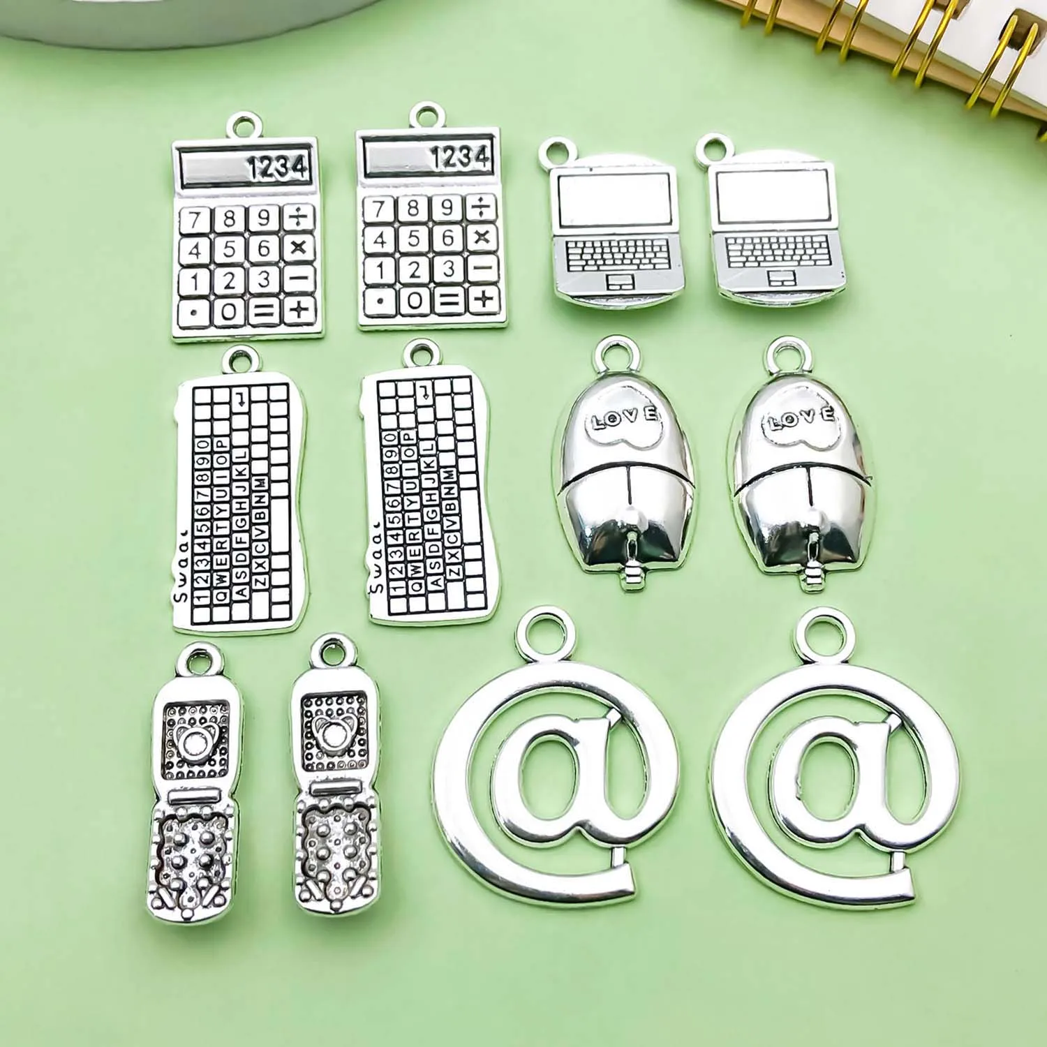 DIYジュエリー作り用の合金エンジニアリングペンダント、コンピューター、キーボード、マウス、計算機、チャーム、アクセサリー、10個、12個