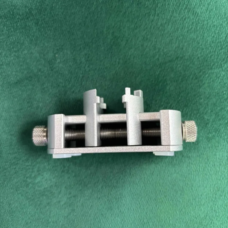 Watch repair tool Universal watch movement holder Fixed seat Card holder