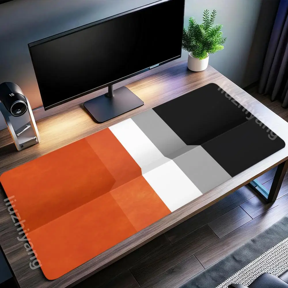

Retro Minimalist Mouse Pad XXL with Stitched Edges and Thickened Keyboard Desk Mat Gaming Player Soft Office Oversized Mouse Pad