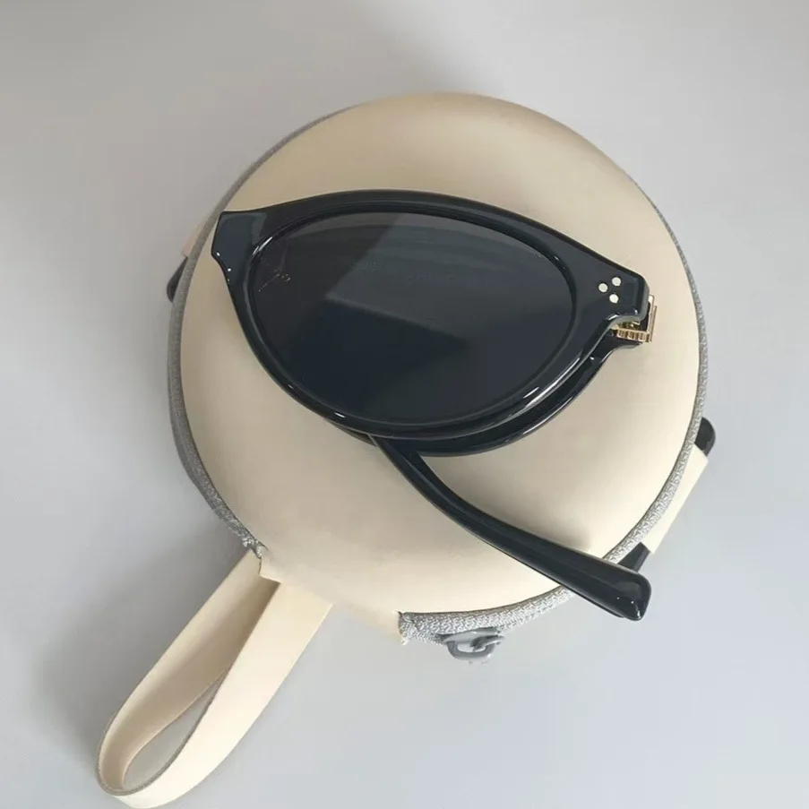 Óculos de Sol Retrô Cat-Eye Dobráveis Portáteis Mini com Estojo Proteção UV400 Armação Estreita Vintage