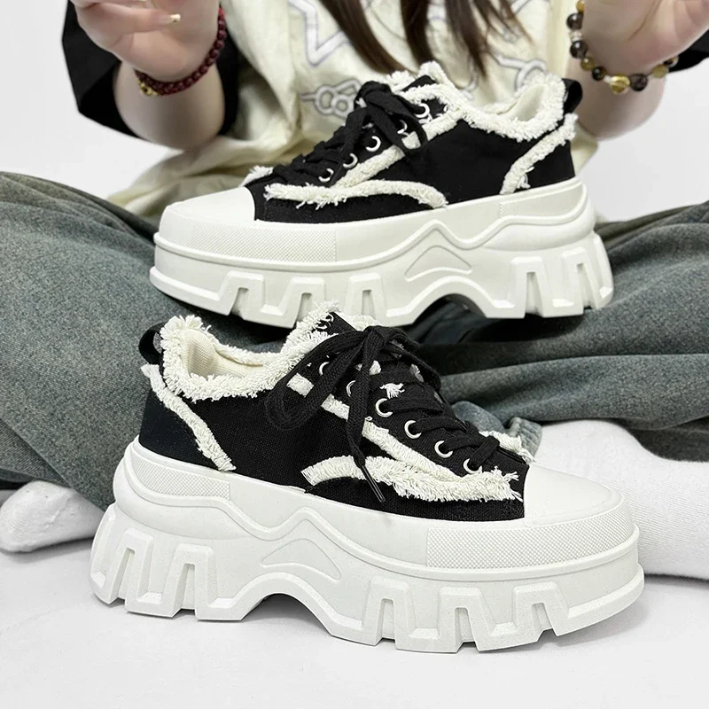 

2025 New Men's Board Shoes,sneakers,skate shoes,Casual Shoes Street-Style Elegant Non-Slip Minimalist Lightweight Cushioned