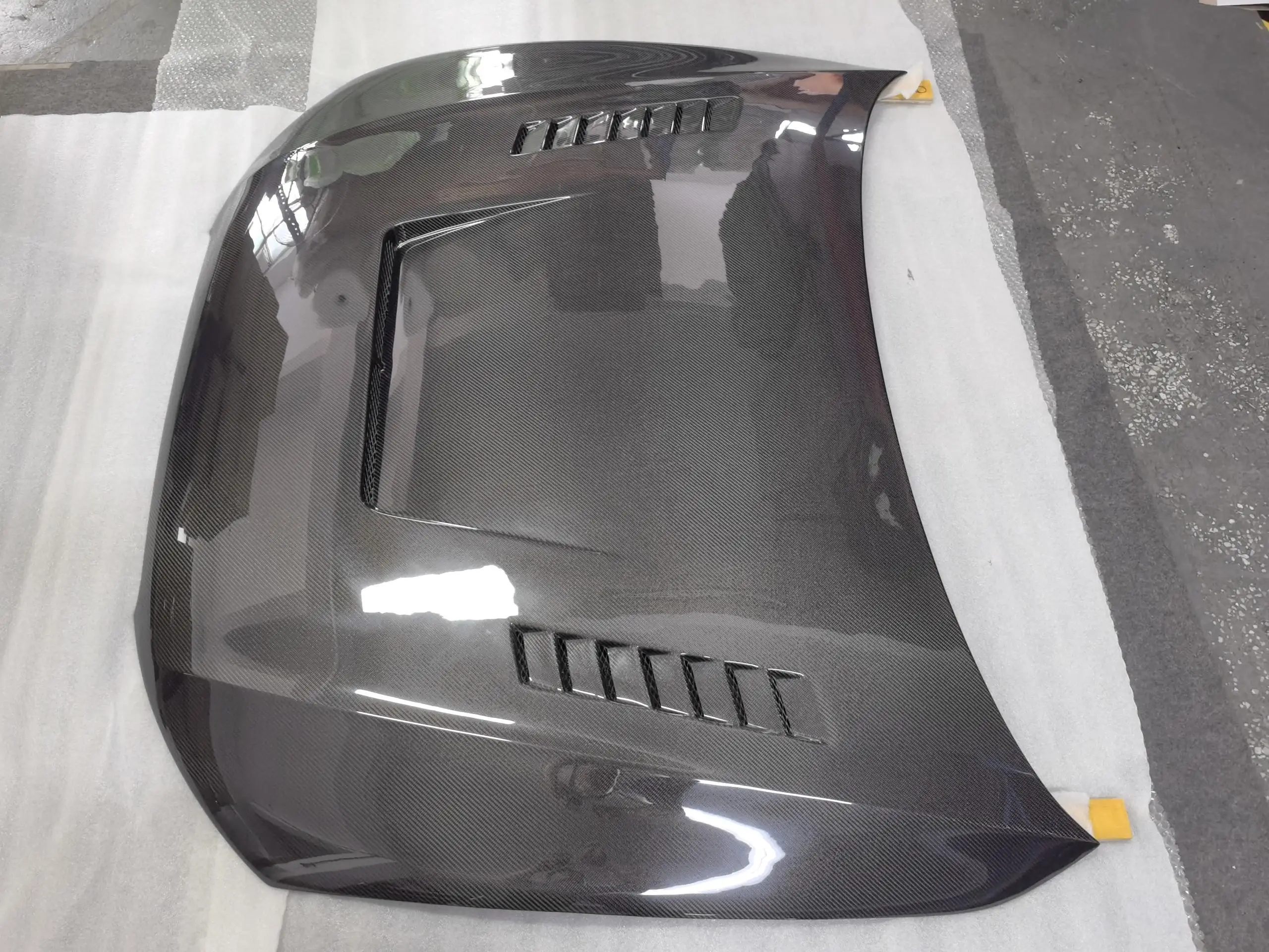 

Custom Engine Front Carbon Fiber Hood for Audi A5 2008-2010 (Balance)