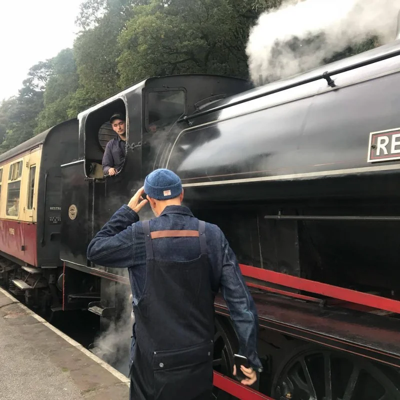 التباين اللون خياطة وزرة الرجال الملابس متعددة جيب الحمالات الذكور عارضة الدنيم طويلة كبيرة الحجم السراويل الرجال الملابس القطنية #5