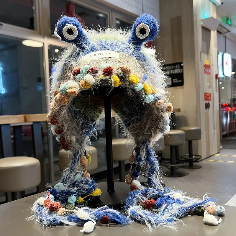 

Милые разноцветные плюшевые шапки для женщин, осенне-зимние толстые шапки с защитой ушей, вязаные шапочки ручной работы Skullies