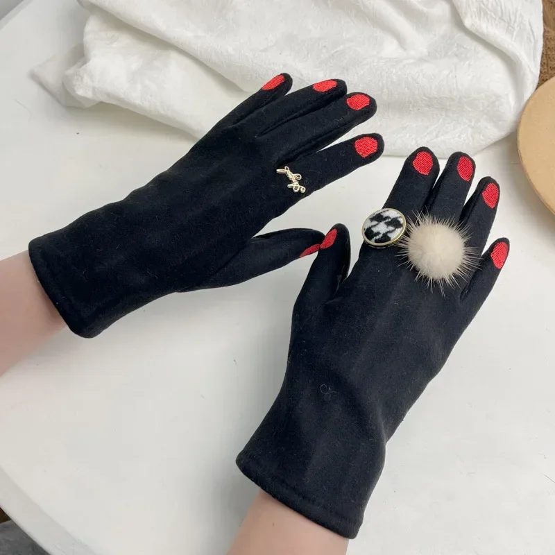 

Cute Paint Nails Embroidery Gloves for Women Autumn Winter Plush Lining Touch Screen Bicolor Funny Gloves Gift Female