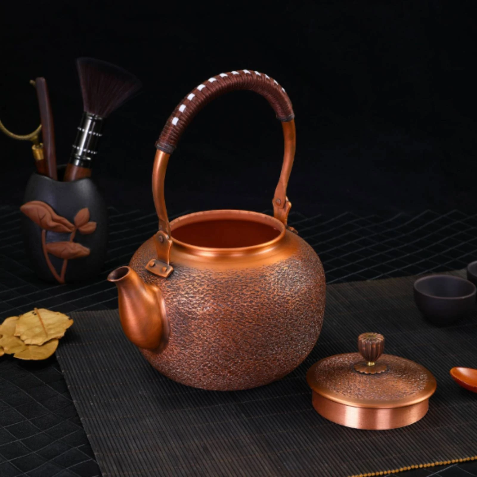 

Copper Tea Kettle Ergonomic Tea Kettle with Lid Teapot Compact Heat-Resistant for Guests, Home, Office