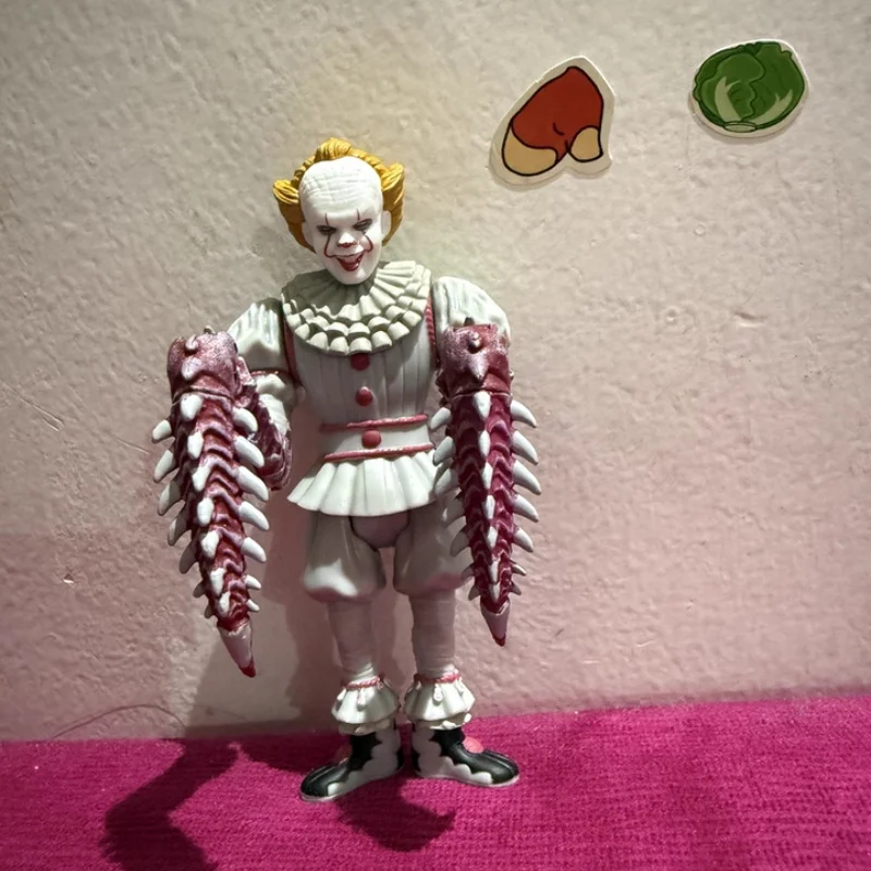 

52TOYS Lightning Quick Dance Clown Resurrection Action Figure US Style Lanyard Card Trendy Halloween Collectible Toy
