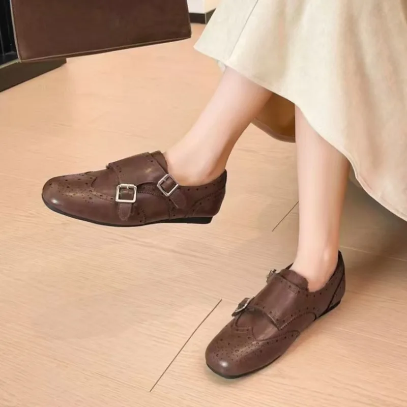 

Leather Low Top Square Buckle T-shirt Flat Shoes for Women's Casual Shoes, Soft Sole with Velvet, Student Fashion Flat Shoes