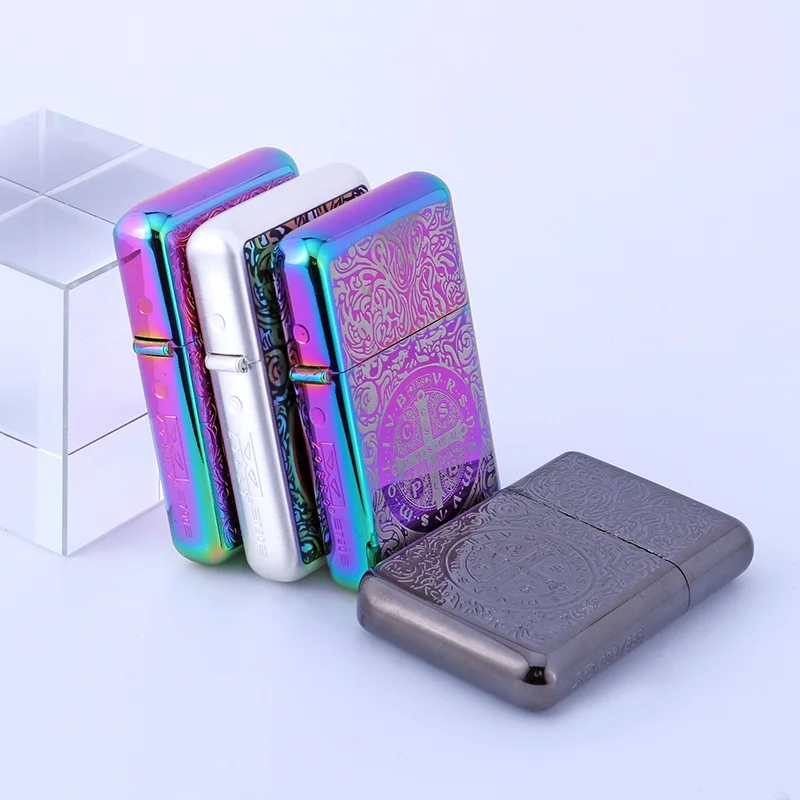 

Зажигалка ZORRO с тиснением, оригинального цвета, в стиле ретро, с эффектом потертости, керосиновая, двусторонняя, с гравировкой, креативный модный подарок для мужчин