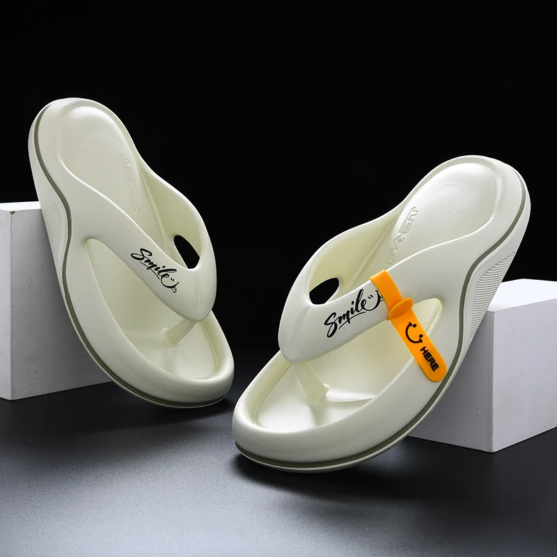 Thumbnail 2 - #31 Flip Flops Comparison Guide