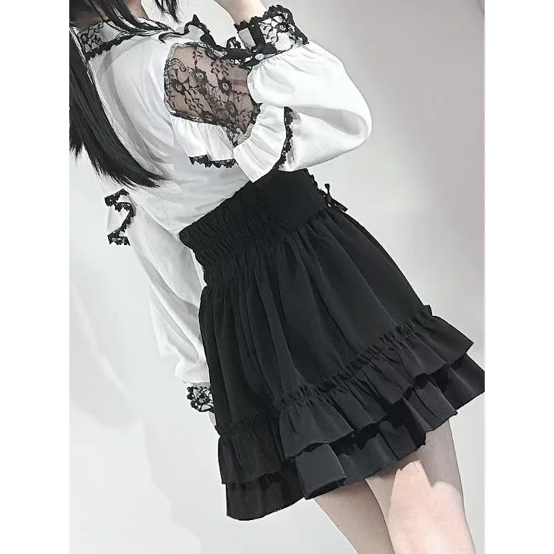 

Комплект из двух предметов: белая рубашка с длинным рукавом в японском студенческом стиле и тонкая юбка с высокой талией. Новинка весна-осень 2026 для женщин.