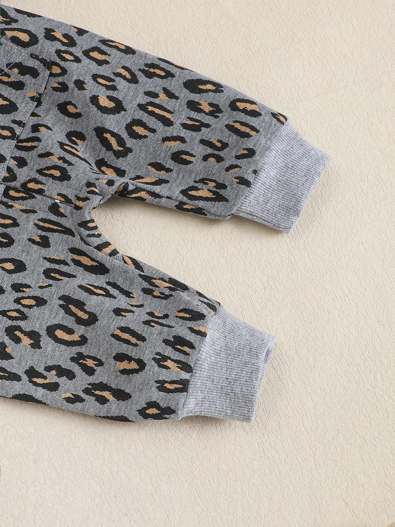 Baby Frühling Herbst Grau Leopardenmuster Hut Langarm Strampler Anzug für Kleinkinder Kleinkind Kleidung All-in-One-Anzug mit Hut – Detail 6