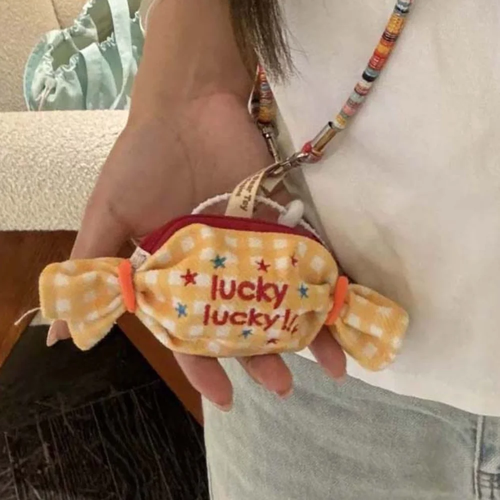 

Милый кошелек-монетница в форме конфеты, с вышивкой, для помады и наушников, с защитой от потери, креативный мини-органайзер, портативный