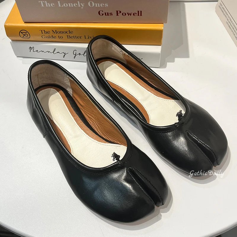 Women Tabi Split Toe Shoes Ballets Flat Mary Janes Designers Shoes Plus Size 44 Loafers Lolita Dress Black Ballerina Zapato Muje