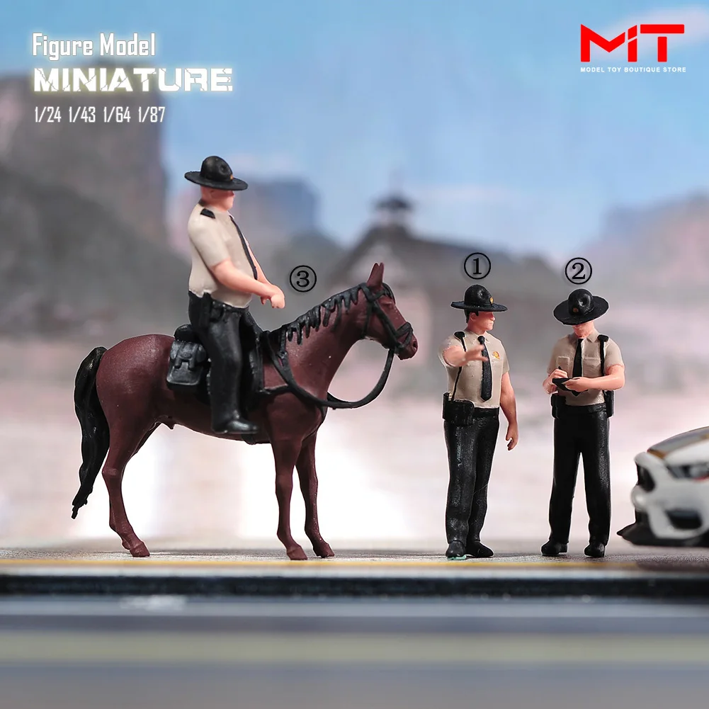 

Painted Miniatures 1/87 1/64 1/43 1/24 US Patrolman Riding Horse Male Figure Figurine Diorama Mini Doll Model Scene Prop Decorat