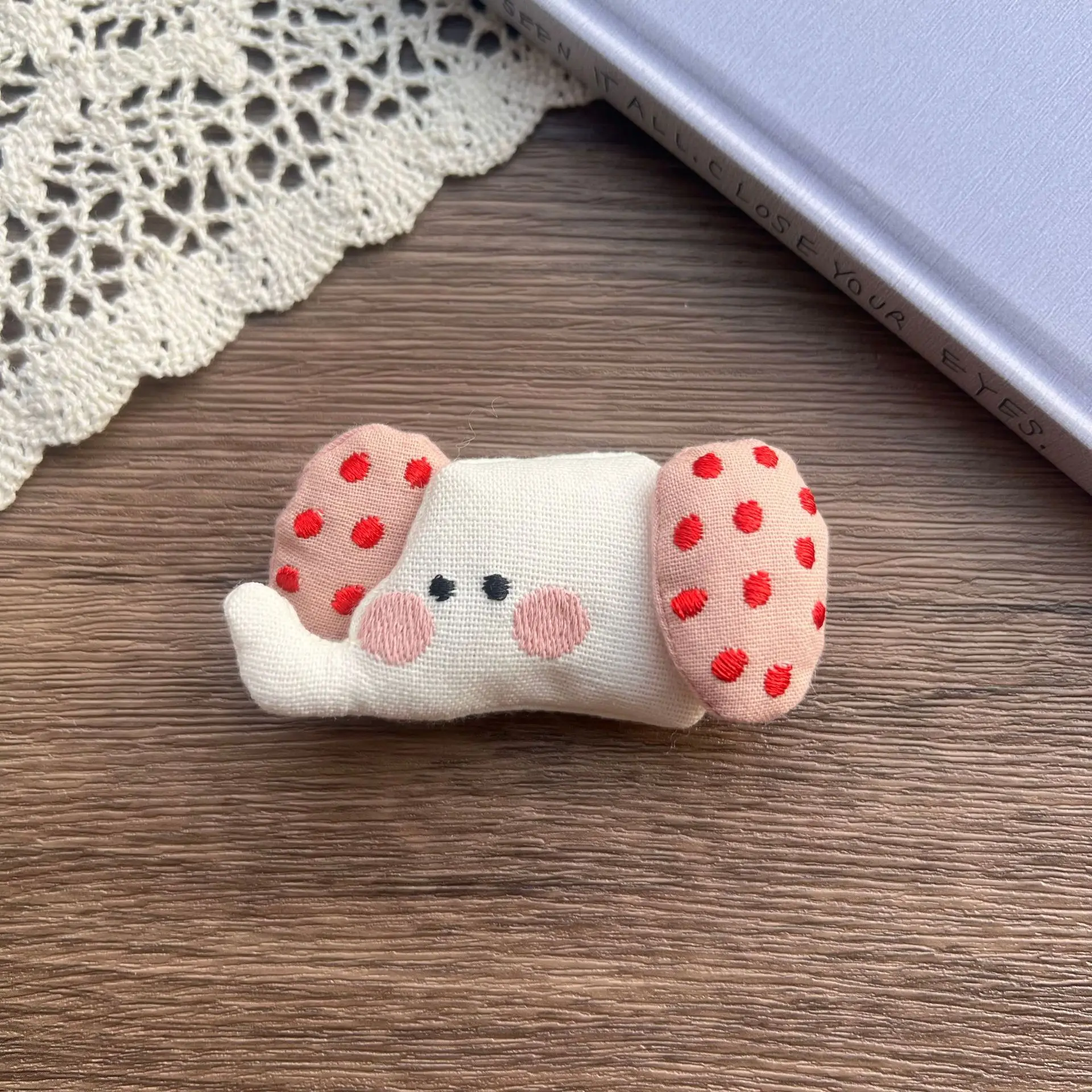 Soft Fabric Cartoon Animal Patch for Children Footwear Socks Headwear DIY Sewing Embellishment Premium