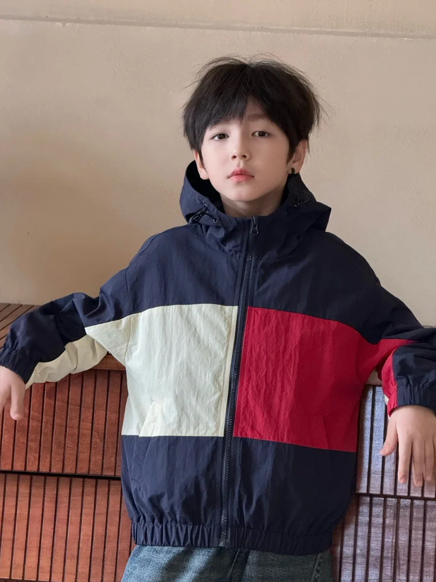 2026-spring-new-boys'-coat-style-color-blocked-hooded-zipper-jacket-stylish-and-trendy-children's-clothing