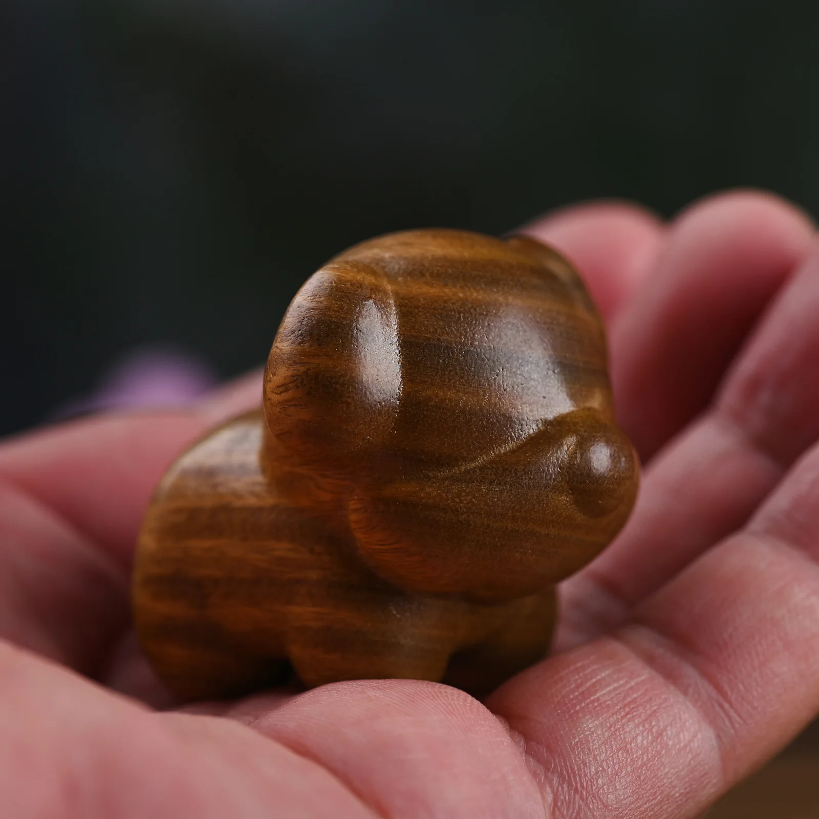 

Green Sandalwood Little Puppy - Healing Cute Cartoon Pet, Creative Home Wooden Carving Ornament, Handheld Art Piece