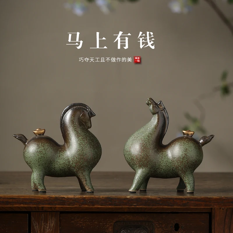 

Креативный орнамент в виде лошади на удачу, керамическое животное, лошадь в китайском стиле, гостиная, кабинет, офис, украшение для рабочего стола