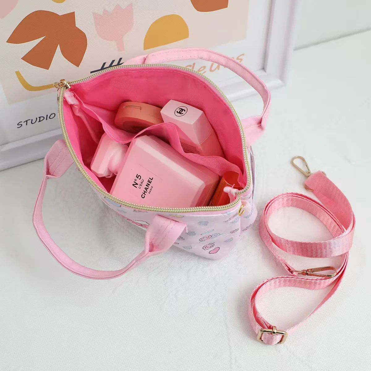 Sweet printed handbag and crossbody bag, commuter small bag, waterproof and durable canvas bag, cute everyday storage bag, can b image 6