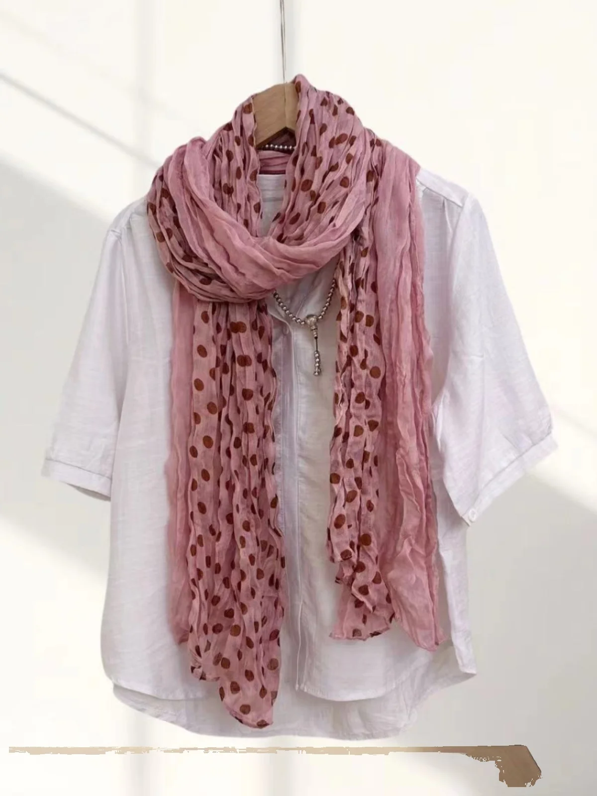 Nowy damski szal z bawełny i lnu w stylu vintage, długi, artystyczny, plisowany, cienki, na wiosnę i jesień, ciepły, chroniący przed wiatrem...