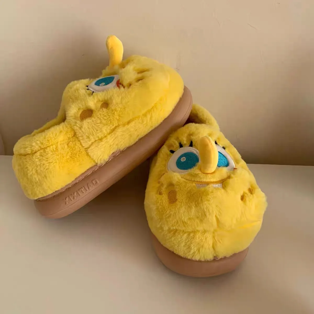 

2026 New Cartoon Yellow Sponge Plush Slippers Indoor Home Shoes Warm Outdoor Cotton Shoes Anime Peripherals Gift for Girls