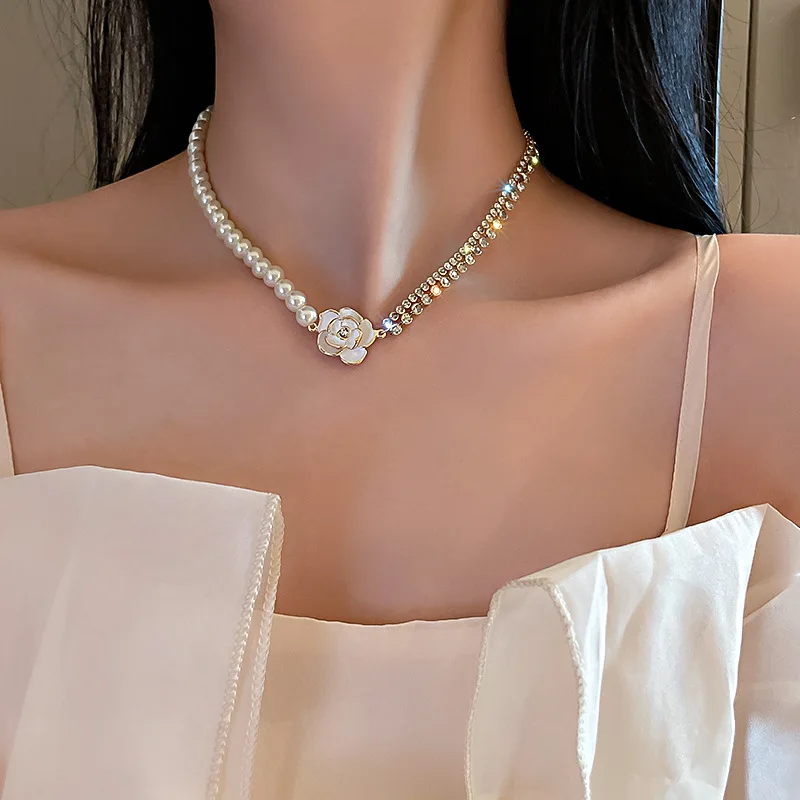 Crystal Camellia Necklace Fashion Pearl Necklaces for women Clavicle Chain Vintage Summer Woman Necklace Luxury Jewelry