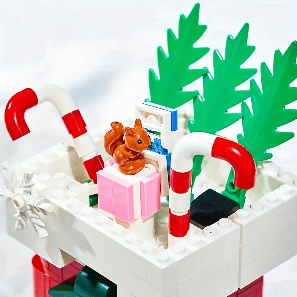 مجموعة مكعبات بناء نموذجية لأحذية عيد الميلاد مكونة من 779 قطعة لتزيين الغرفة وهدايا عيد الميلاد #5