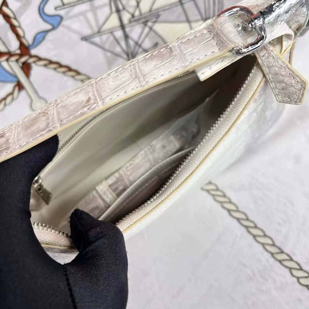 الهيمالايا اللون الأبيض أحدث مصمم 2026 جديد 100% جلد التمساح الأصلي عبر الجسم حقيبة جلد التمساح حقيبة كتف سيدة #6