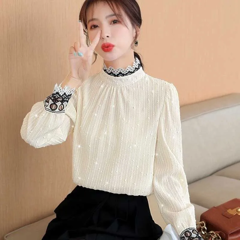 

Fashion Stand Collar Folds Spliced Lace Blouses Women's Clothing 2024 Spring New Loose All-match Tops Princess Sleeve Shirts