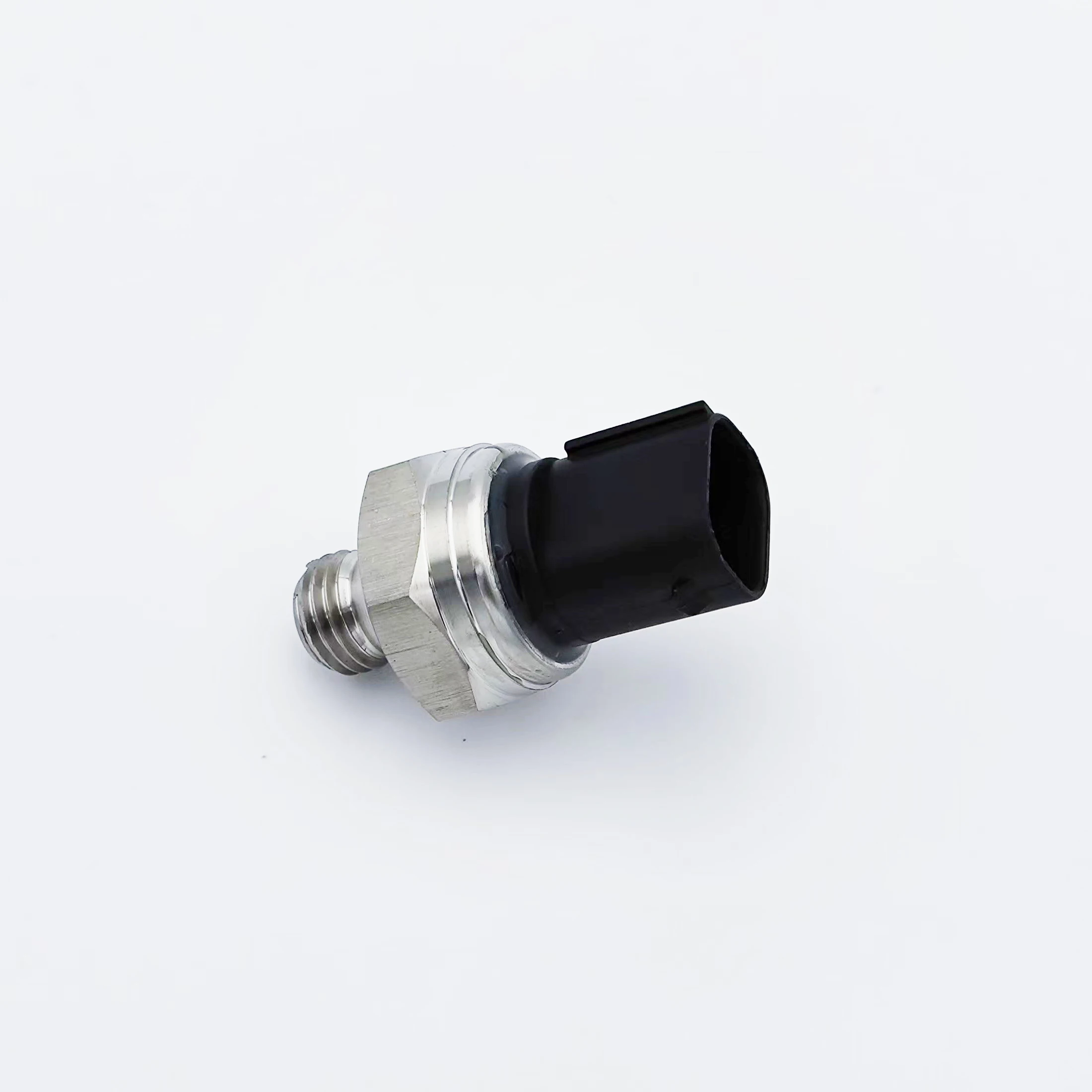 High quality Benz oil pressure common rail sensor common rail pressure sensor A0071534328 51cp23-01